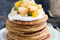 Protein-Packed Oatmeal & Cottage Cheese Pancakes for Muscle Fuel