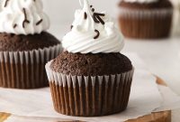 Decadent Hot Chocolate Cupcakes with Gooey Chocolate Center