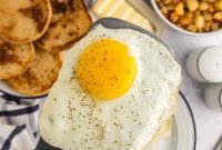 Perfect Blackstone Fried Eggs Recipe for Crispy Edges and Runny Yolks