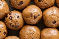 High-Protein Peanut Butter Energy Bites