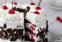 Classic Black Forest Cake Recipe (Authentic Schwarzwälder Kirschtorte)