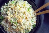 Cilantro Lime Cauliflower Rice with Coconut Flavor