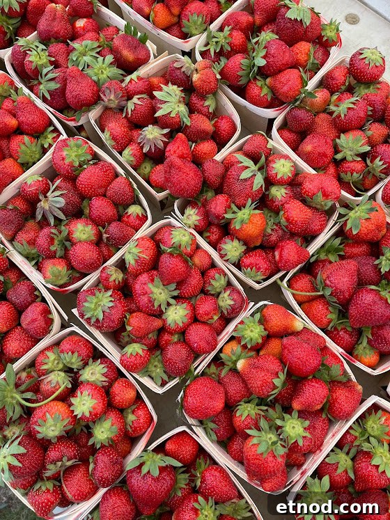 Gluten-Free Mixed Berry Crisp Recipe for Summer Desserts 4 strawberries