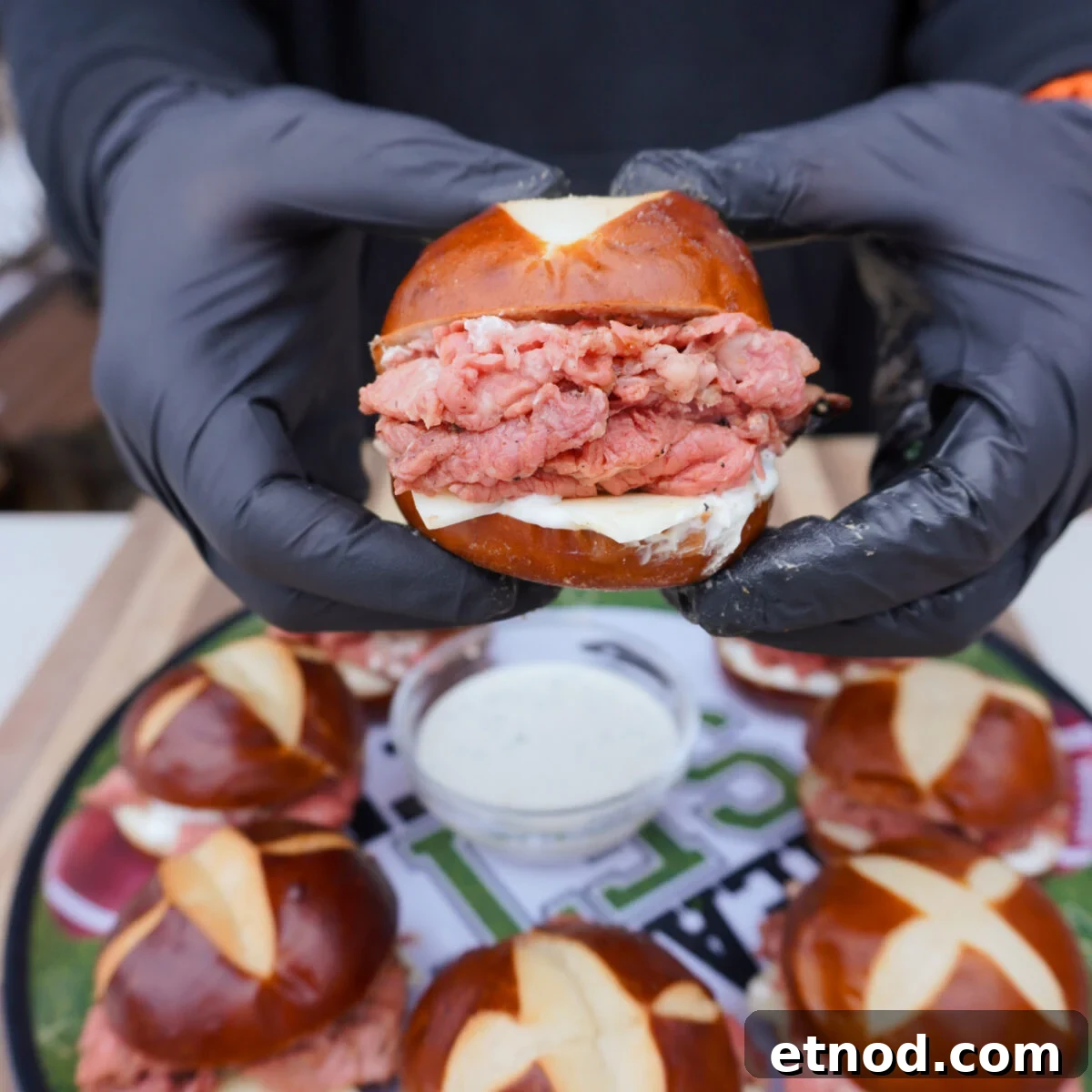 Juicy Grilled Prime Rib Sliders Recipe for Game Day 11 grilled prime rib sliders presented.