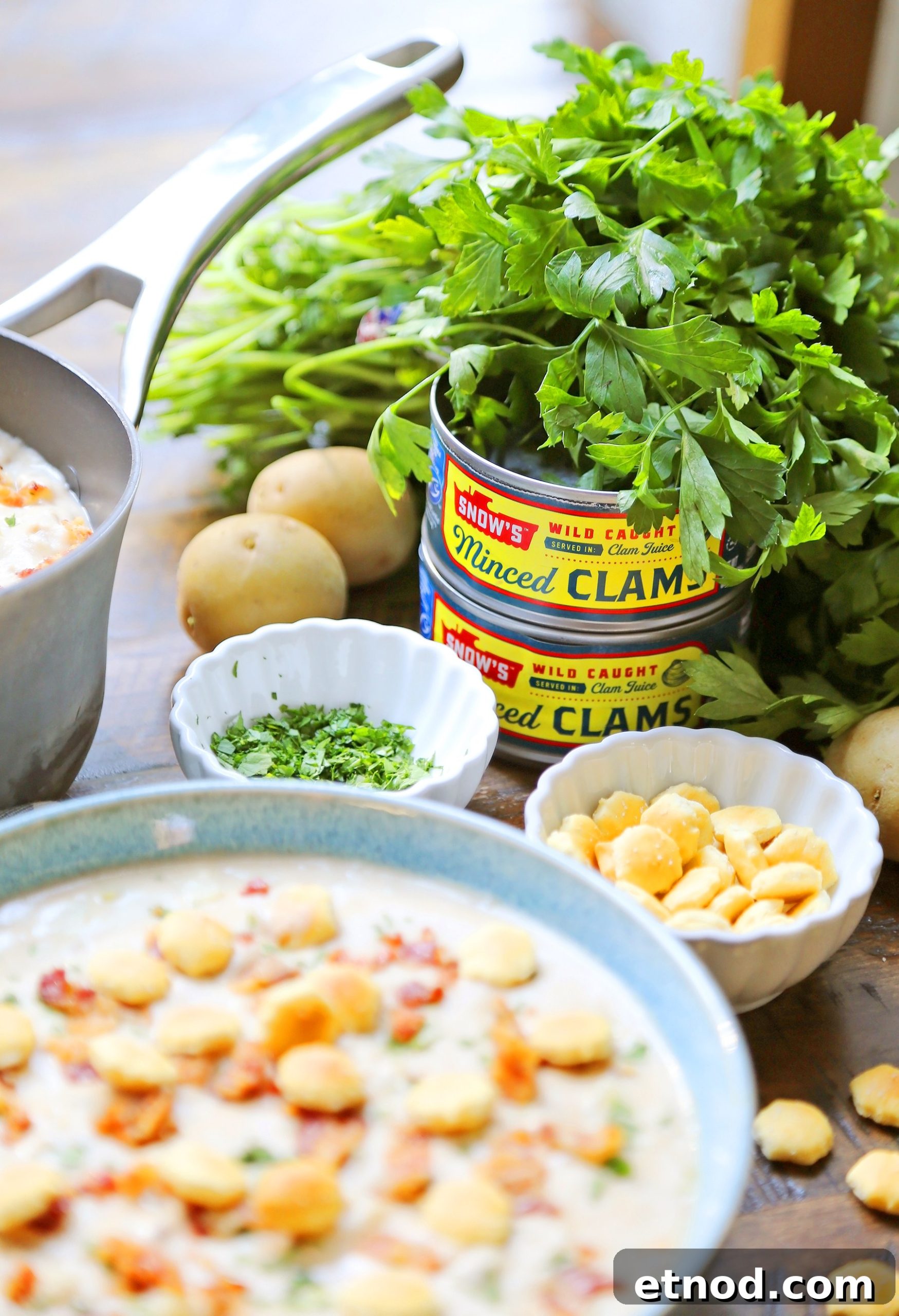 Classic New England Creamy Clam Chowder Recipe 3 Cooking ingredients