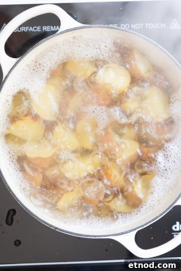potatoes in rolling boil