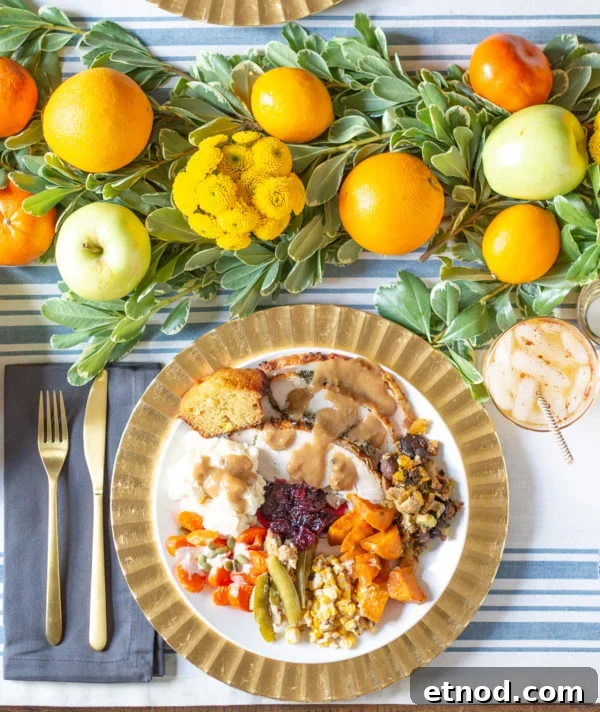 Fresh Fruit Table Setting for Thanksgiving | Learn how to combine greens with fresh fruit to create a festive Thanksgiving tablescape! Fresh Fruit Table Setting for Thanksgiving | Learn how to combine greens with fresh fruit to create a festive Thanksgiving tablescape!