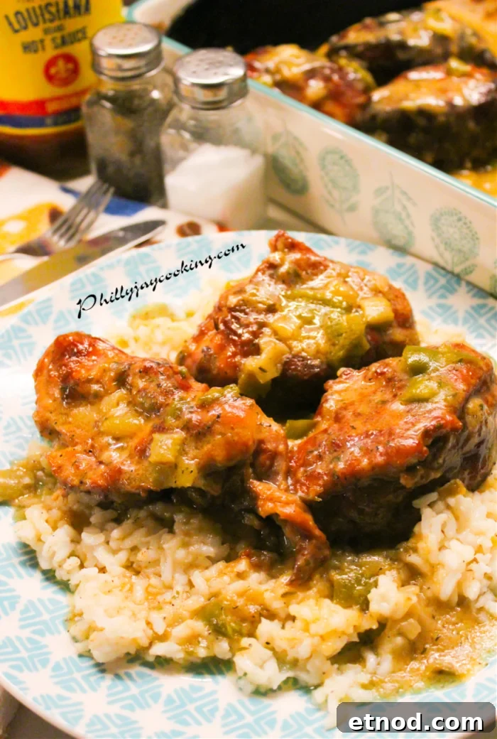 Smoked Turkey Tails Baked in Savory Gravy (Smothered Recipe) 4 Smothered Baked Turkey Tails Recipe