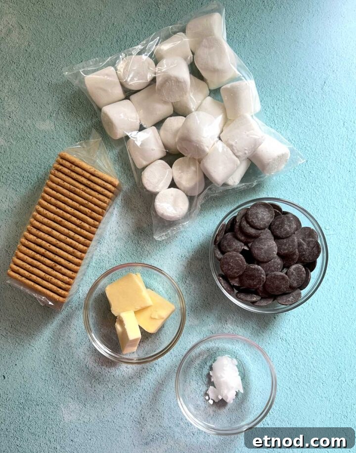 Gooey S'mores Bark Recipe for Dessert Lovers 4 s'mores bark ingredients