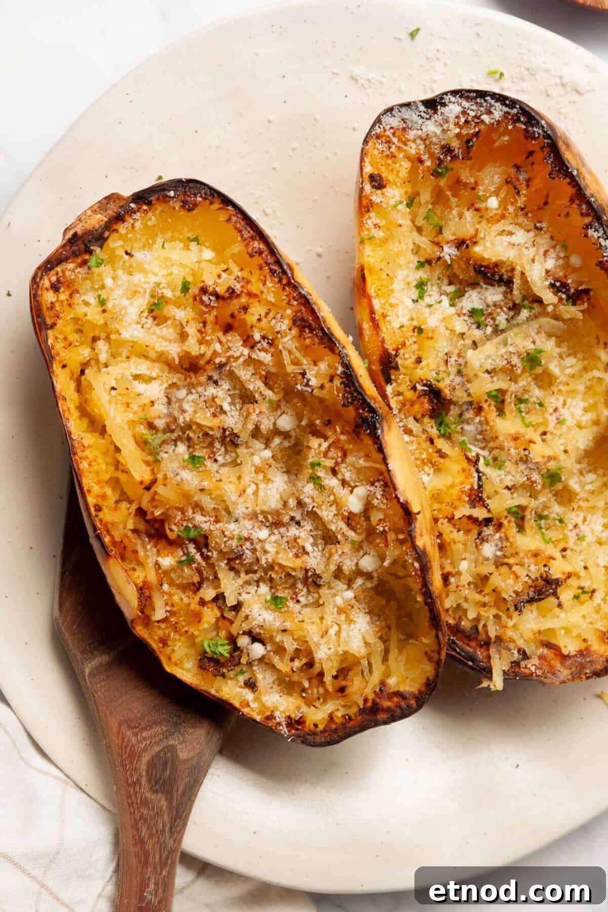 Crispy Air-Fried Spaghetti Squash Recipe 10 Low-carb, easy air fryer spaghetti squash served as fluffy noodles.