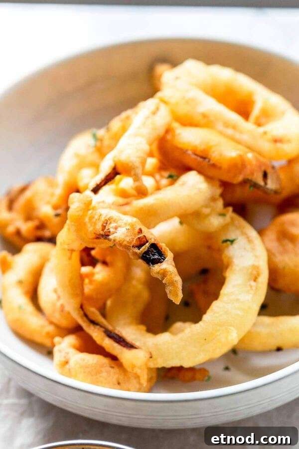 Homemade onion rings. Crunchy on the outside and soft on the inside.