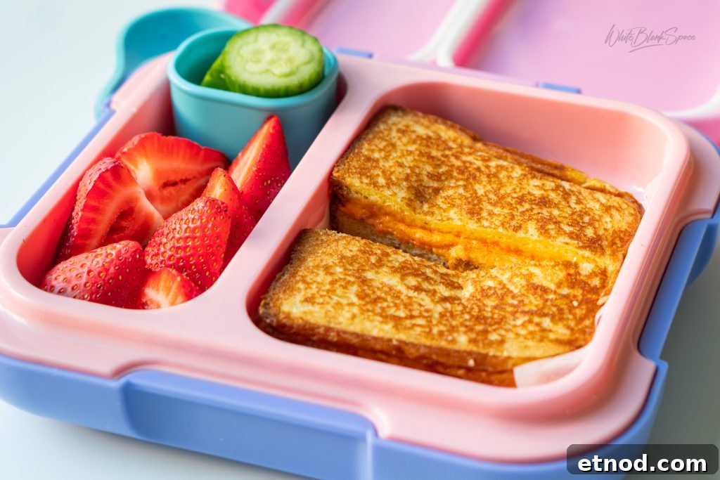 red pepper grilled cheese in a lunchbox