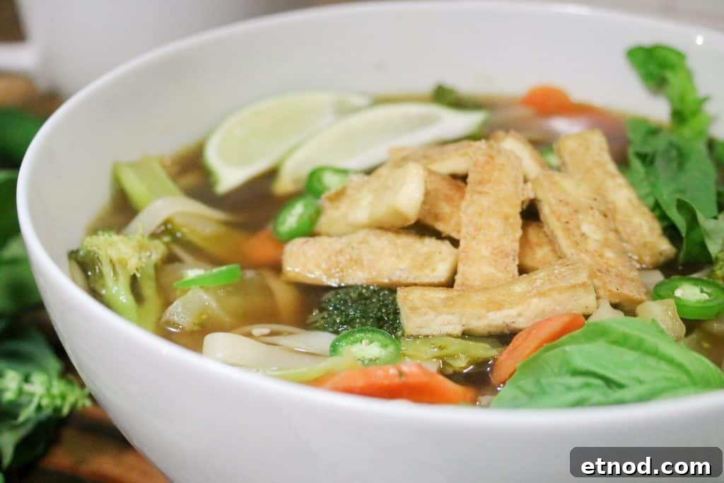 Authentic Vegetarian Pho Recipe: Fragrant Broth & Toppings 4 img 886 3